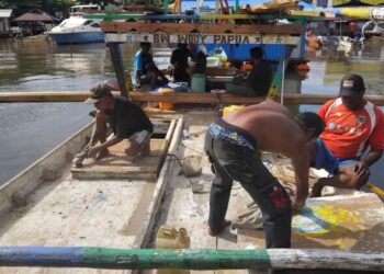 Fishermen in Tanjung Ria, North Jayapura District, Jayapura, Papua, Monday (14/04/26) – Jubi/Larius Kogoya