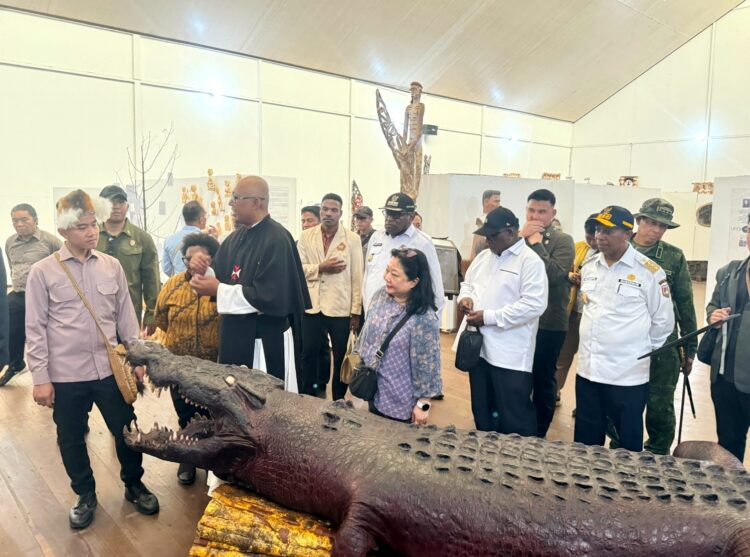 Wapres Gibran tinjau Museum Budaya, Katedral dan RSUD di Asmat 1 Wapres Gibran