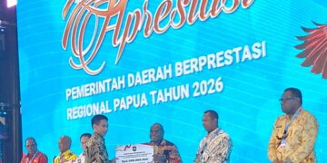 Central Papua Government Receives Home Affairs Ministry Award for Reducing Unemployment 26 Central Papua Government
