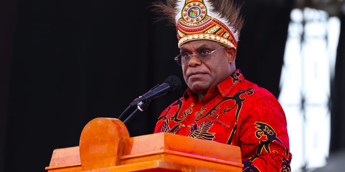Central Papua Governor Praises Puncak Cerdas Scholarship Program 1 Central Papua Governor