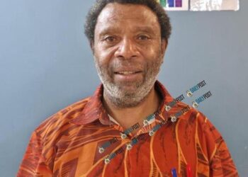 Guru di Vanuatu menuntut penyelesaian kesenjangan gaji 1 Vanuatu