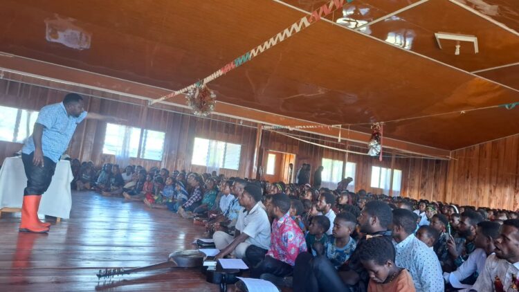 Masyarakat Kuyawage dan Gereja Baptis West Papua tolak kehadiran TNI non organik