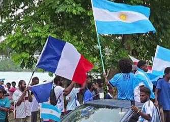 Transparansi Internasional Vanuatu serukan rasa hormat di tengah demam Piala Dunia 1 FIFA World Cup parade di Port Villa Vanuatu- Jubi/ pvfootballfocus facebook.com