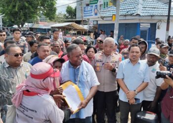 Gubernur Papua Barat Daya