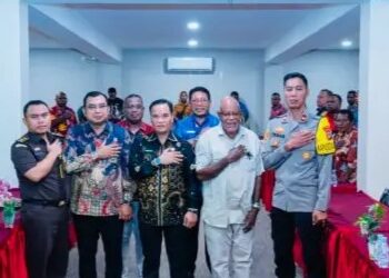 Gubernur Nawipa: Setiap Warga Negara