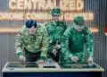 TNI Punya Markas Kodal Drone untuk Operasi di Papua 5 Menhan Sjafrie Sjamsoeddin dan Panglima TNI Jenderal Agus Subiyanto meresmikan Centralized Drone Command Center - Dok. Puspen TNI