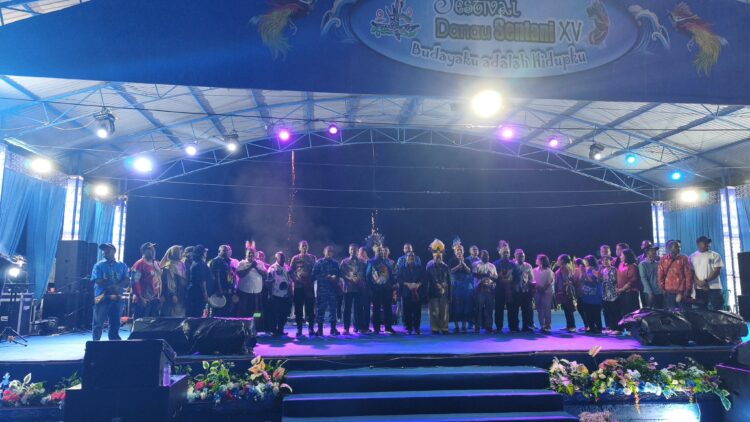Bupati Jayapura: Budaya jangan tergilas modernisasi 4 Budaya jangan tergilas modernisasi