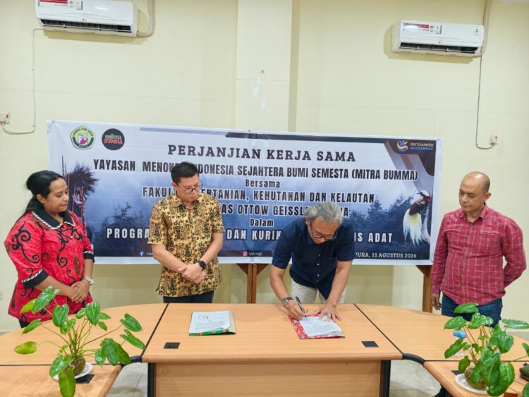 program kuliah berbasis adat