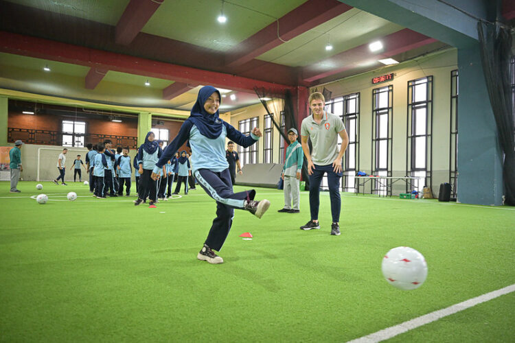 Australia-Indonesia perkuat hubungan melalui soccer clinic di Jakarta 1 Australia-Indonesia