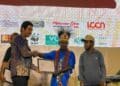 Yulian Karet terima piagam penghargaan penjaga hutan adat dari Kemenbud 4 Yulian Karet