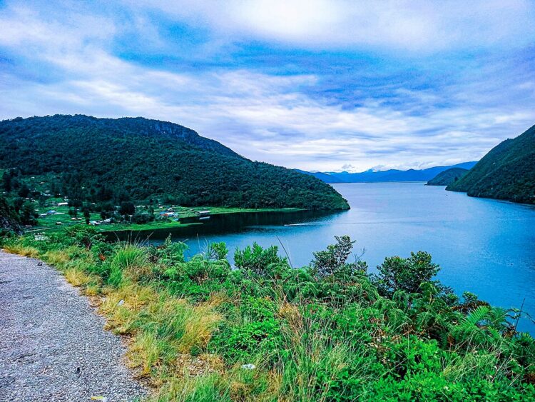 Danau Wissel saat ini. Danau ini pernah menjadi pusat gerakan mesianis yang disebut Wege. Gerakan ini terjadi pada tahun 1952-1954, saat Indonesia akan merebut Papua dari Belanda - IST