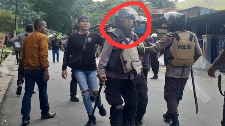 Polisi rusak HP jurnalis