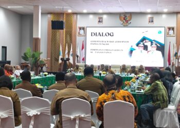 Gubernur Nawipa berdialog dengan pimpinan lembaga gereja se-Tanah Papua 8 Gubernur Nawipa