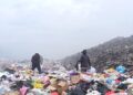 Asap pembakaran sampah di Kantor Gubernur Papua Barat