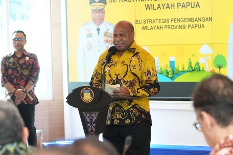 Gubernur Fakhiri sampaikan tantangan pembangunan Papua ke pemerintah pusat 1 Gubernur Fakhiri