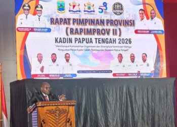 Gubernur Nawipa minta Kadin susun program