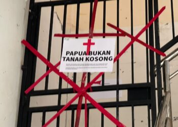 Pemuda adat Moi