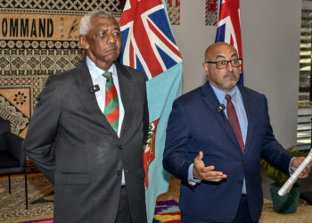 Fiji menolak pasukan asing