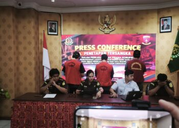 Kejari Merauke tetapkan tiga tersangka korupsi pembangunan kantor Bupati Boven Digoel 3 Tersangka korupsi pembangunan kantor Bupati Boven Digoel
