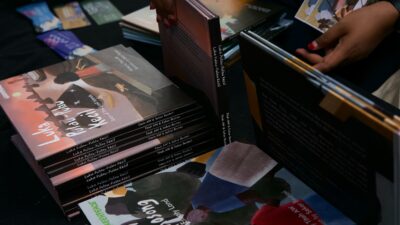 Greenpeace luncurkan buku