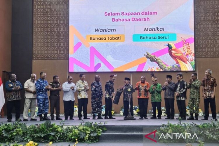 Siapa pembentuk Bahasa Indonesia? 1 Bahasa Indonesia