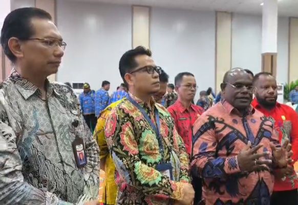Gubernur Nawipa optimistis tata kelola pemerintahan Papua Tengah lebih berintegritas 1 Gubernur Nawipa