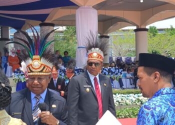 27 tahun Papua Barat