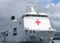 KRI dr. Wahidin Sudirohusodo-991 tiba di Fiji 8 KRI tiba di Fiji