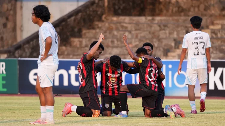Derby Papua: Gawang PSBS Biak 'dihujani' gol oleh mantan pemain 1 Derby Papua